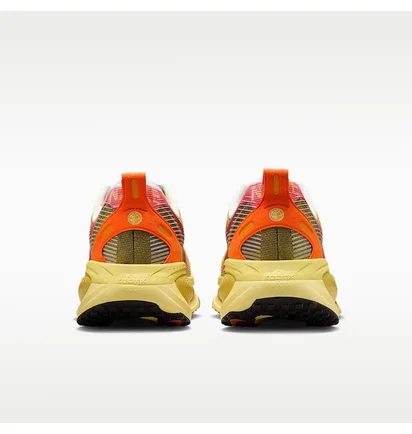 Кросівки чоловічі Nike Vomero 18 Yellow IH3576-999