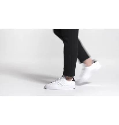 Кросівки унісекс Adidas Advantage 2.0 Shoes White IF1661