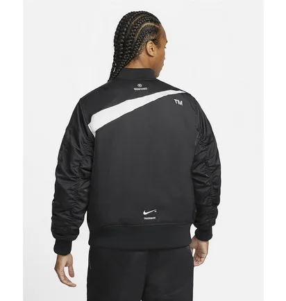 Ветровка мужская Nike Sportswear Swoosh Therma-Fit Black DD6055-010