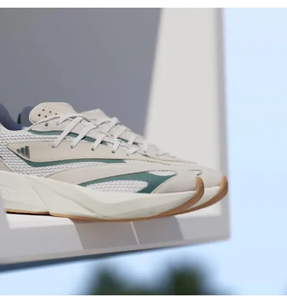 Кроссовки женские Adidas Lightblaze Beige JH6961