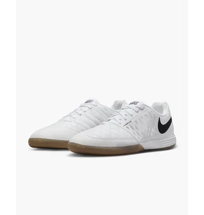 Футзалки унисекс Nike Lunargato Ii Indoor/Court Soccer Shoes White 580456-101
