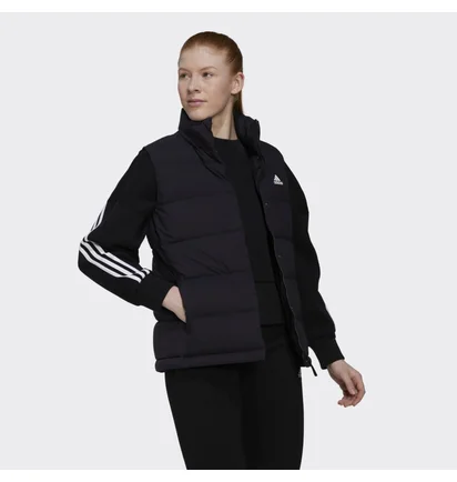 Жилетка женская Nike Helionic Vest Black Hg6280