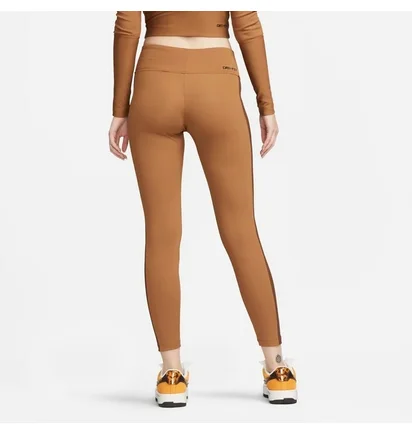 Спортивный костюм женский Nike Sportswear Tech Brown FD4236-270__FD4237-270