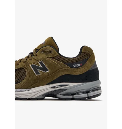Кроссовки унисекс New Balance 2002R Olive U2002RR