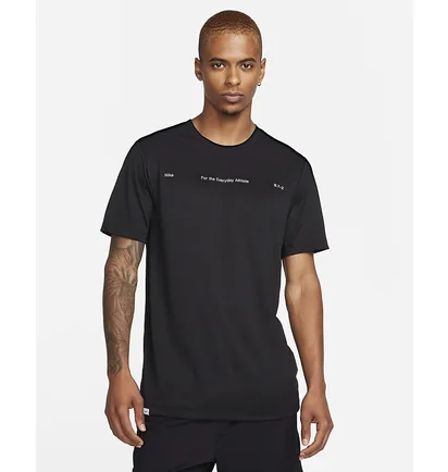 Футболка чоловіча Nike T-Shirt Dri-Fit Black FN0839-010