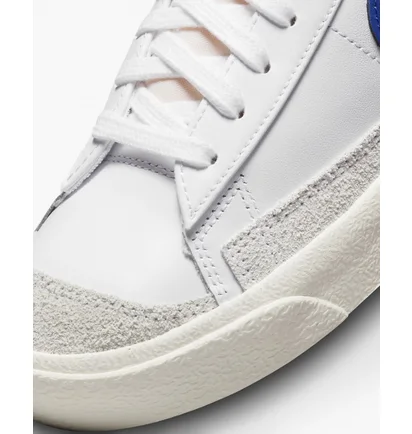 Кроссовки женские Nike Blazer Mid 77 WomenS Shoes White CZ1055-124