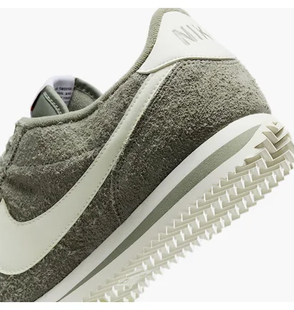Кросівки жіночі Nike Cortez Vintage Olive FJ2530-302