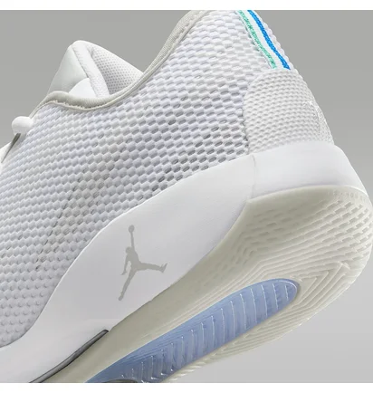 Кросівки чоловічі Air Jordan Luka Doncic 77 Basketball White IF1610-100