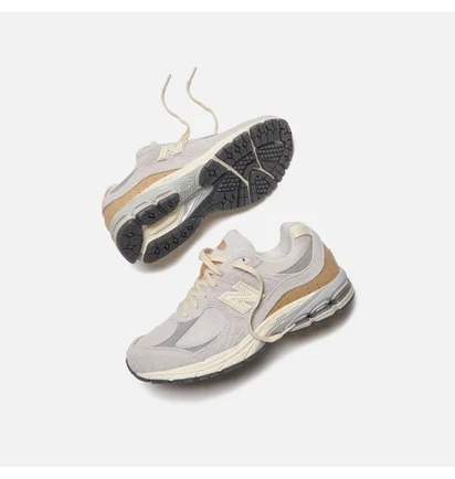 Кроссовки мужские New Balance 2002R Grey M2002RSA