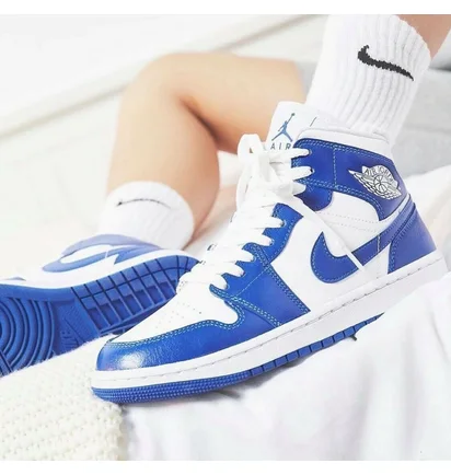 Кроссовки женские Air Jordan 1 Mid Kentucky Blue BQ6472-104