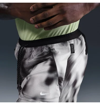 Шорти чоловічі Nike Running Division Breathe MenS Dri-Fit Adv 4 Brief-Lined Running Shorts Black HJ4150-010