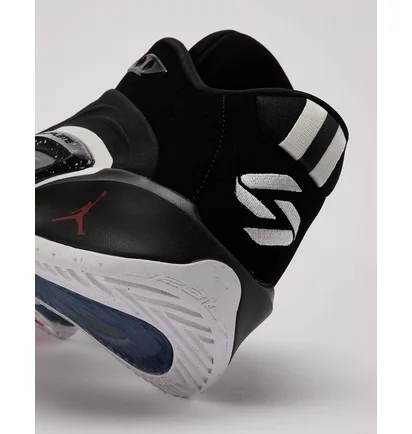 Кросівки чоловічі Air Jordan Luka 3 Black FQ1284-001