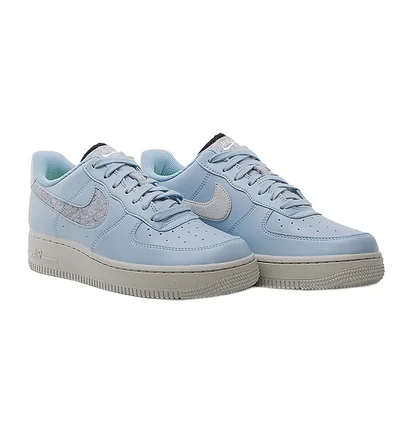 Кросівки жіночі Nike Air Force 1 07 Se Light Blue DA6682-400