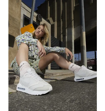 Кроссовки женские Nike Air Max Dawn White Dm8261-001