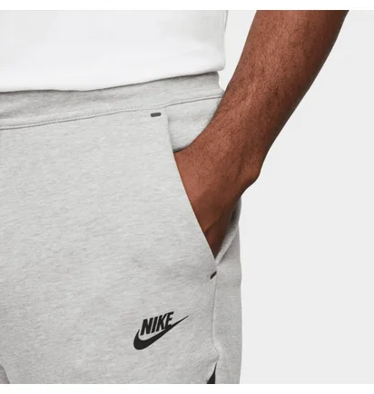 Штаны мужские Nike Sportswear Tech Fleece Black/Grey DR6171-063