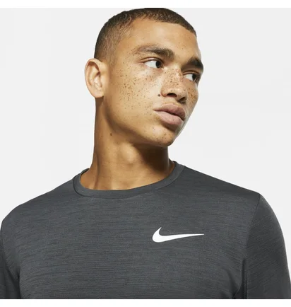 Футболка мужская Nike Pro Grey DC5218-010