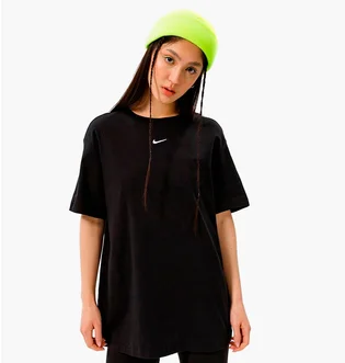 Футболка женская Nike T-Shirt W Nsw Essntl Tee Bf Lbr Black DN5697-010