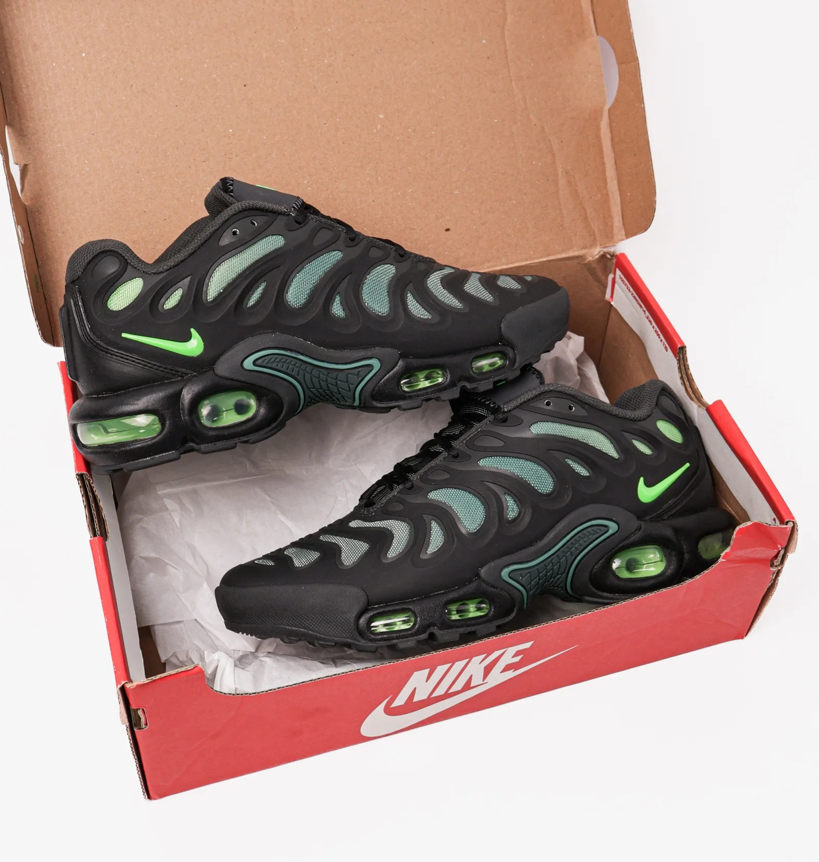 ᐉ Кроссовки мужские Nike Air Max Plus Drift Shoes Black/Green