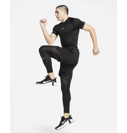 Футболка мужская Nike Pro MenS Dri-Fit Slim Short-Sleeve Top Black FB7929-010
