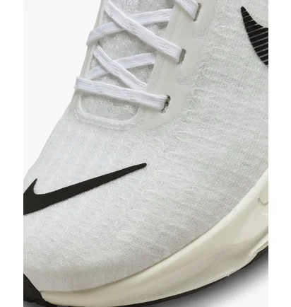 Кросівки чоловічі Nike Invincible 3 Se Road Running Shoes White FJ1046-100