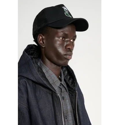 Кепка унисекс Stussy Trucker S Crown Black 1311170-1361