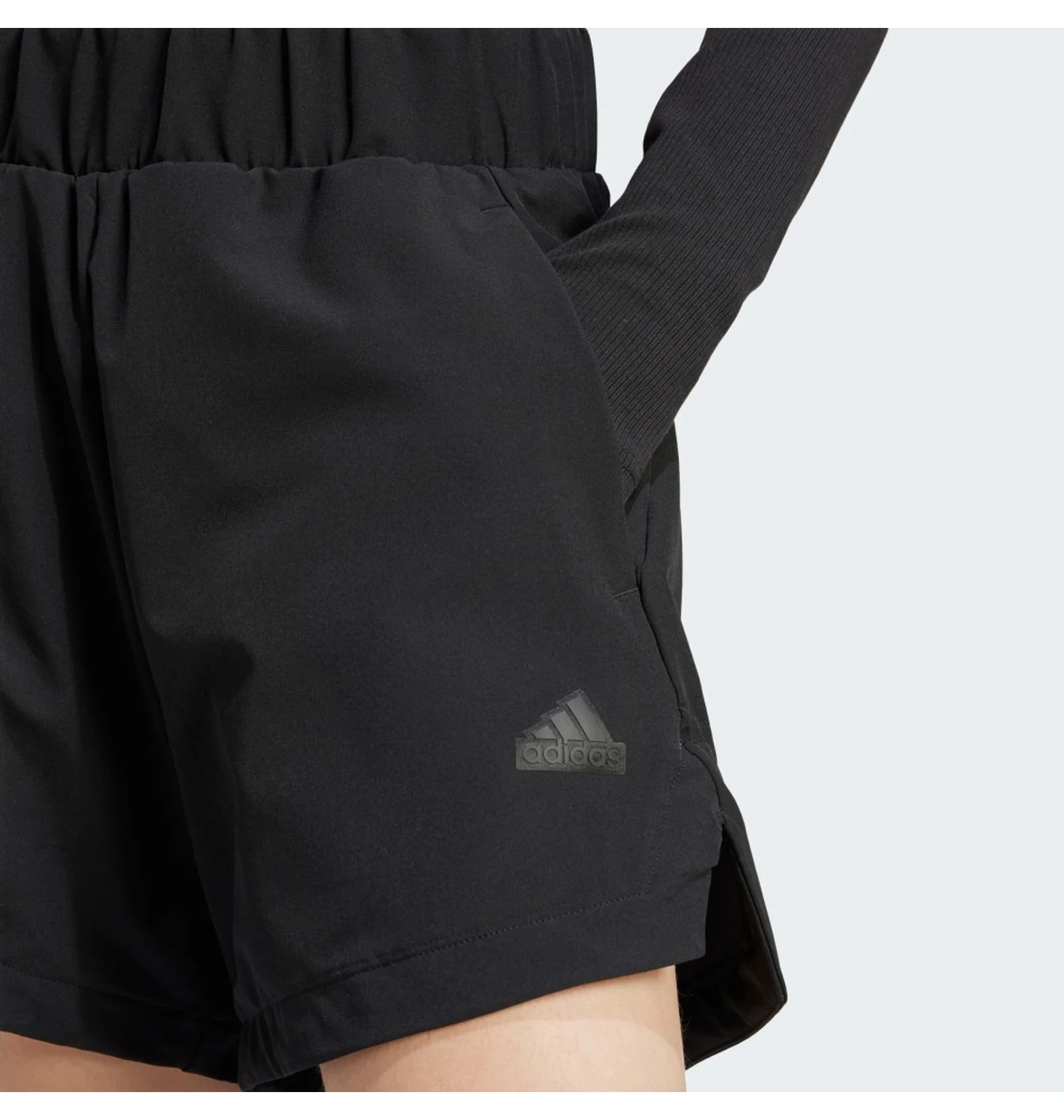 ᐉ Шорты женские Adidas Z.N.E. Woven Shorts Black IS1877 - купить