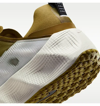 Кросівки чоловічі Nike Ava Rover Olive DX4215-304