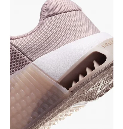 Кроссовки женские Nike Metcon 9 WomenS Training Shoes Peach DZ2537-600