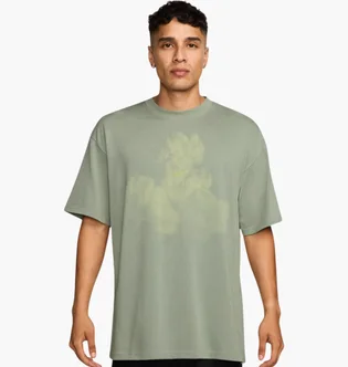 Футболка чоловіча Nike Sportswear Green HJ0778-370