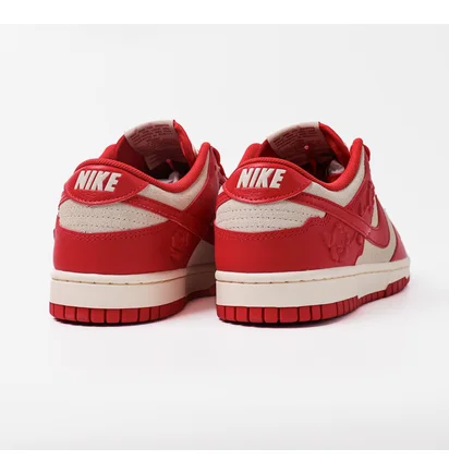 Кросівки жіночі Nike Dunk Low Red HF1986-100