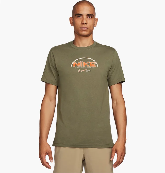 Футболка мужская Nike T-Shirt Olive FQ3904-222