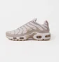 Кроссовки женские Nike W Air Max Plus Prm White/Beige DZ2832-101