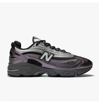 Кросівки чоловічі New Balance 1000 Violet/Metallic M1000EGY