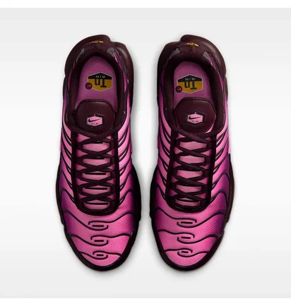 Кроссовки женские Nike Air Max Plus WomenS Shoes Violet DZ3670-600