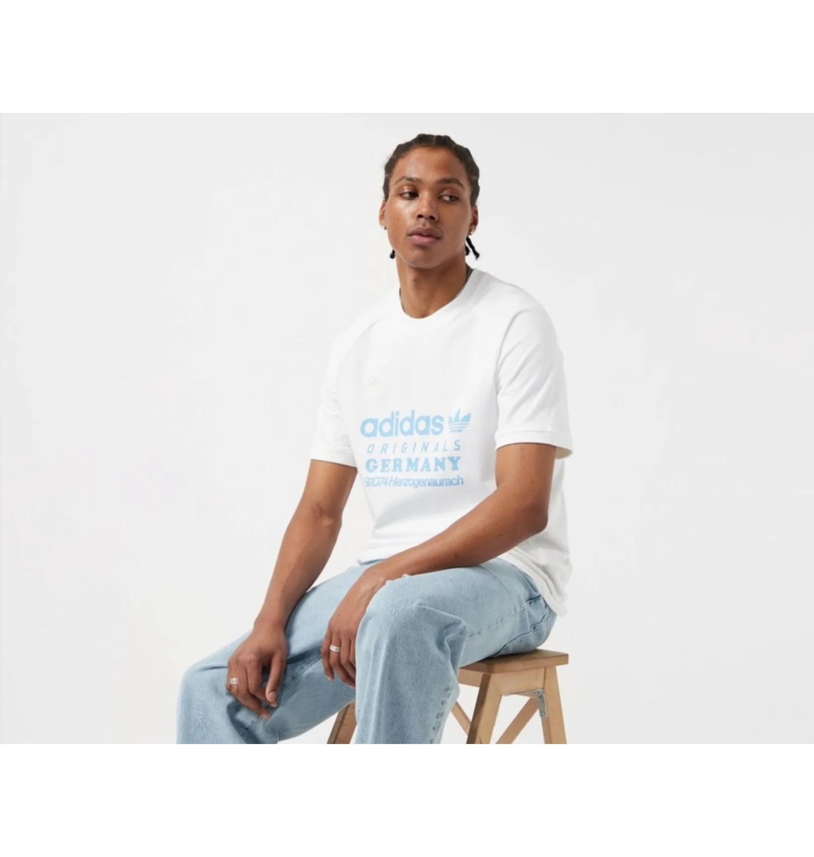 ᐉ Футболка чоловіча Adidas Originals Retro Graphic T-Shirt White