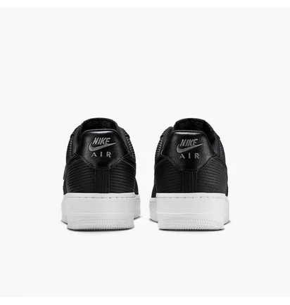 Кроссовки женские Nike Air Force 1 07 Black IM6533-002