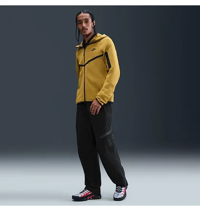 Штаны мужские Nike Tech Black HV0957-010