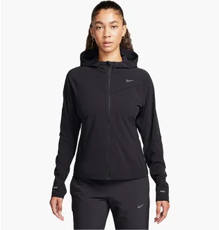 Ветровка женская Nike Swift Uv Black FB7480-010