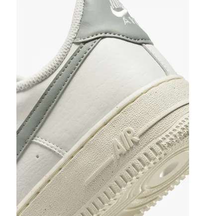 Кросівки жіночі Nike Air Force 1 07 Next Nature Beige Dn1430-107