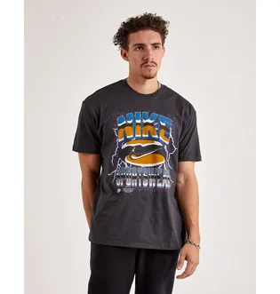 Футболка мужская Nike Sportswear Graphic Tee Black HJ5941-045