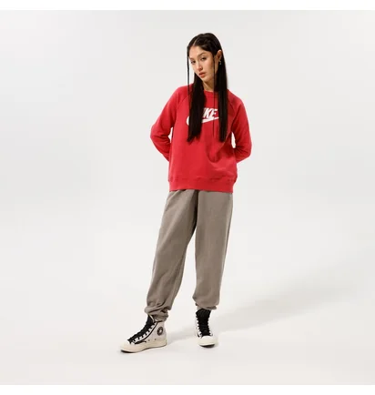 Свитшот женский Nike Sportswear Essential Red BV4112-623