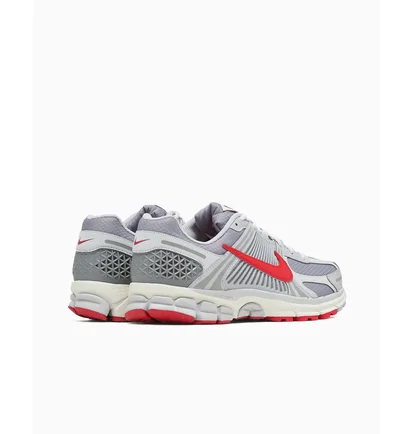 Кроссовки мужские Nike Zoom Vomero 5 Grey IQ6589-001