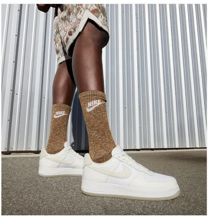 Кросівки чоловічі Nike Air Force 1 07 Lv8 Beige/White FN5832-100