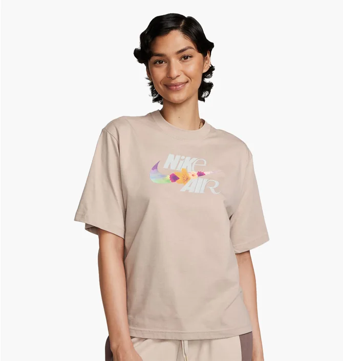Футболка женская Nike Sportswear Tee Oc 3 Boxy Beige FB8191-272