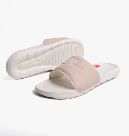 Тапочки жіночі Nike Victori One Beige Cn9677-108