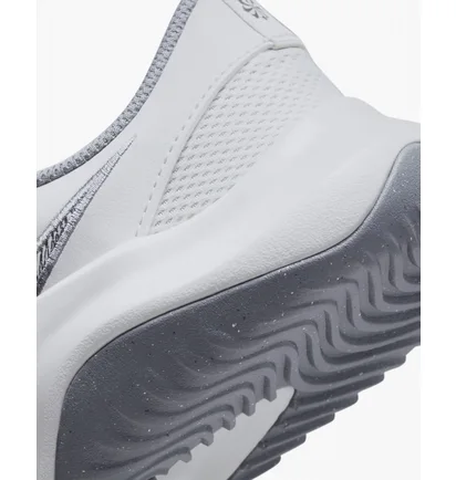 Кроссовки мужские Nike M Legend Essential 3 Nn White Dm1120-005