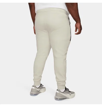 Штани чоловічі Nike Tech Fleece Beige FB8002-020