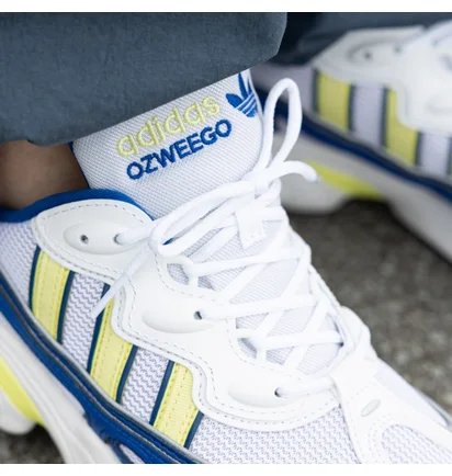 Кроссовки женские Adidas Ozweego Footwear White IE6998