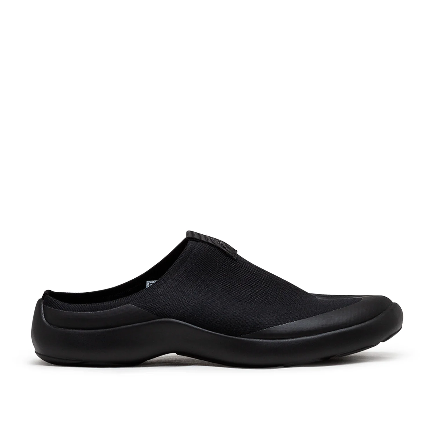 Тапочки унисекс Tabi Footwear Mules Black 231